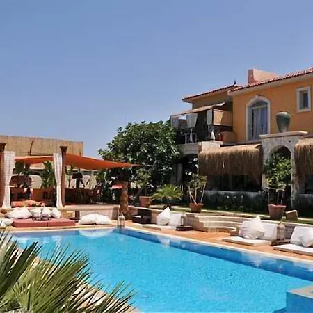 ホテル La Capria アラカティ