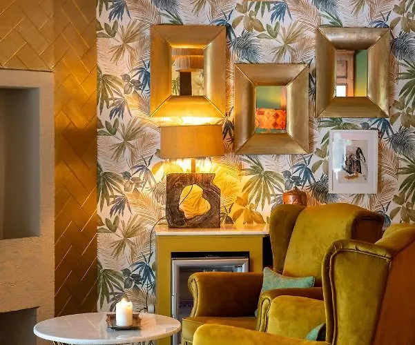 酒店 阿拉恰特卡普利亚套房酒店 4*